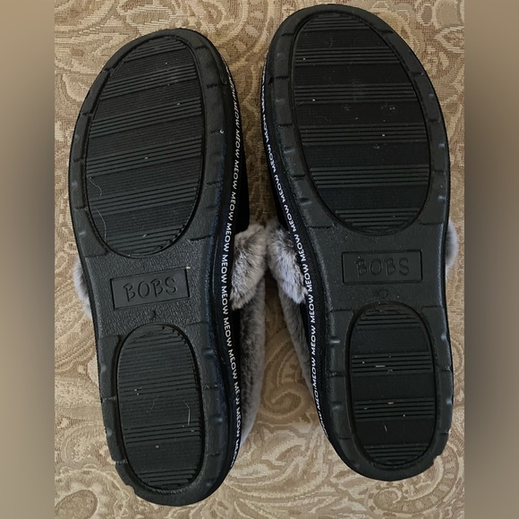 Skecher’s Bob’s Cozy Cat Slippers - Picture 4 of 4